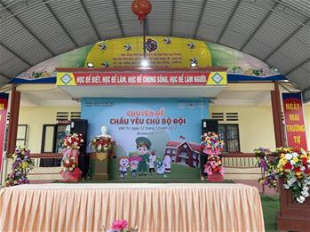 Cháu yêu chú bộ đội